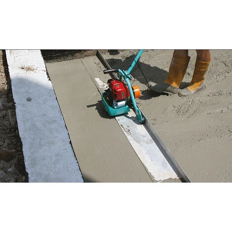 Imer - Règle Vibrante Moteur Honda GX25 4T 0,8kW Profilé 3m 2 Imer - Règle Vibrante Moteur Honda GX25 4T 0,8kW Profilé 3m – Image 2