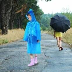 YIDOMDE Imperméable Manteau Poncho De Pluie Avec Capuchon Pour Enfant, EVA Cape De Pluie Pour Garçons Filles,YIDOMDE Poncho Résistant à La Pluie, Raincoat Pour Voyage Camping Randonnée Extérieur（Bleu） -Outils Magie Soldes Boutique 75332972 5